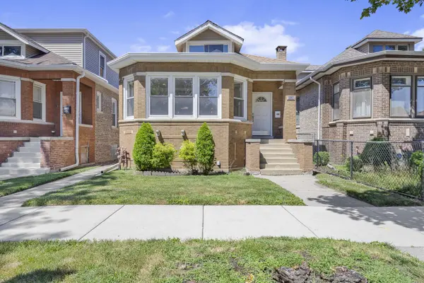 8526 S Euclid AVE, Chicago, IL 60617