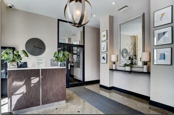 1400 N State Pkwy #10B, Chicago, IL 60610