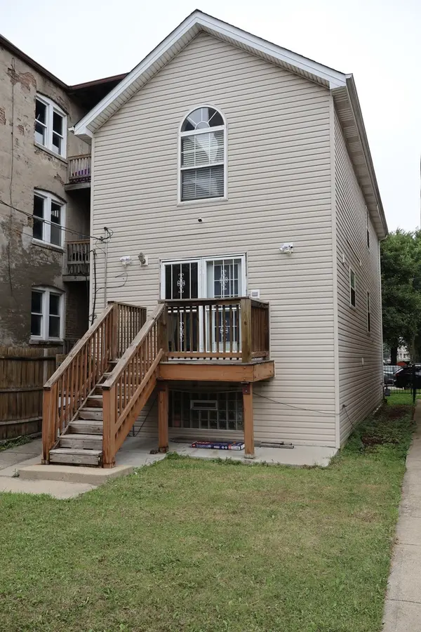4309 W Flournoy ST, Chicago, IL 60624