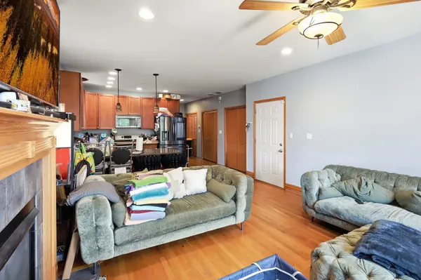 4135 S Vincennes AVE #3N, Chicago, IL 60653