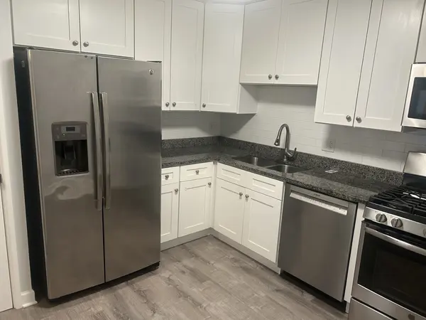 535 S Cleveland AVE #202, Arlington Heights, IL 60005
