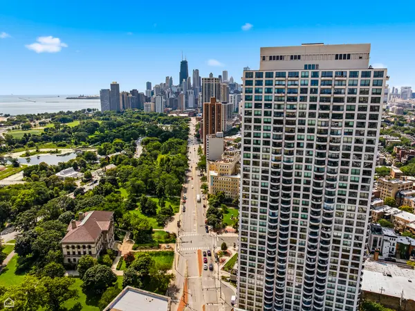 2020 N Lincoln Park W #28AB, Chicago, IL 60614