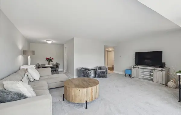1301 N Western AVE #231, Lake Forest, IL 60045