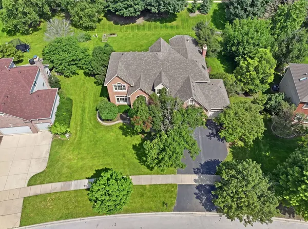 1731 Princess CIR, Naperville, IL 60564
