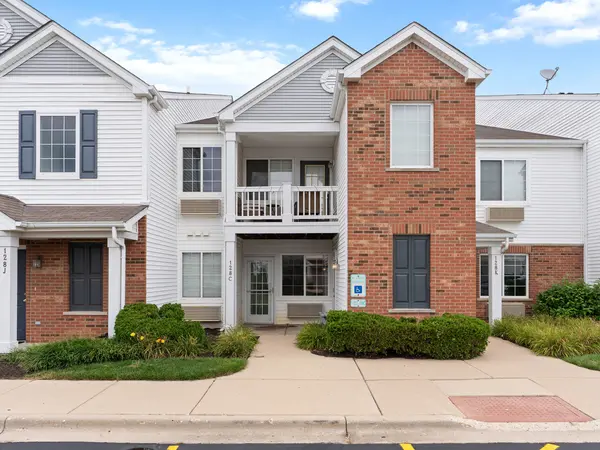 128 Bertram DR #C, Yorkville, IL 60560
