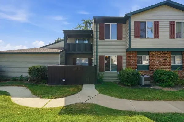 46D Fernwood DR, Bolingbrook, IL 60440