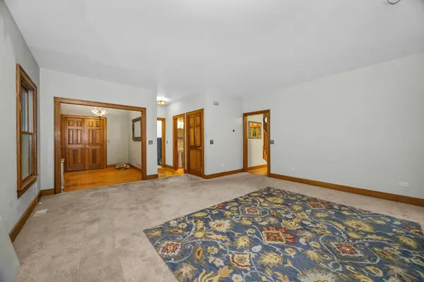 3551 S State ST, Crete, IL 60417