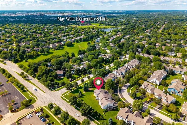 1272 TENNYSON LN #1272, Naperville, IL 60540