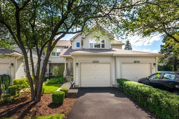 1272 TENNYSON LN #1272, Naperville, IL 60540