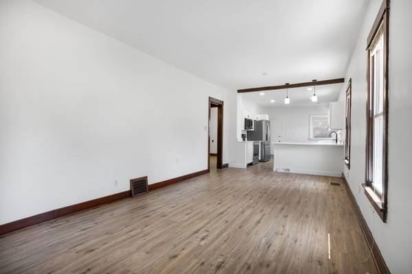 1322 N Prairie AVE, Joliet, IL 60435