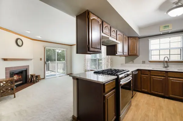 1615 Estate CIR, Naperville, IL 60565