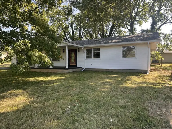 380 Golf Course RD, Eldorado, IL 62930