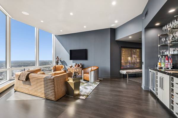 401 N Wabash AVE #85B, Chicago, IL 60611