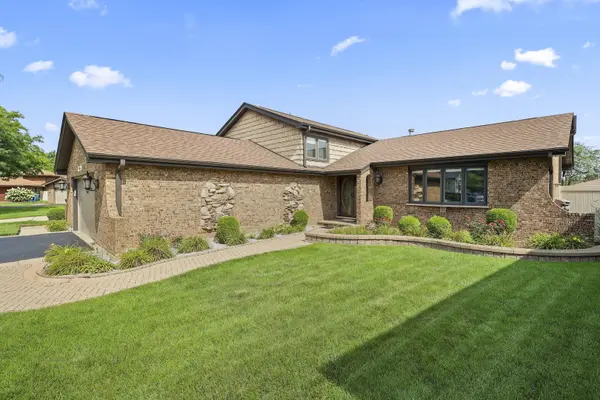 1229 Anvil CT, Addison, IL 60101