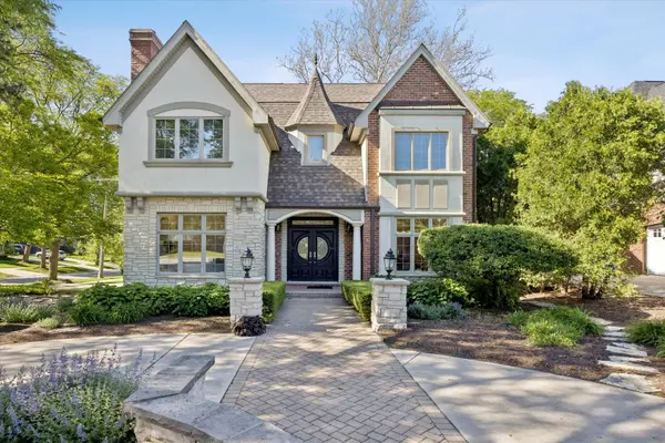 417 W 9th ST, Hinsdale, IL 60521
