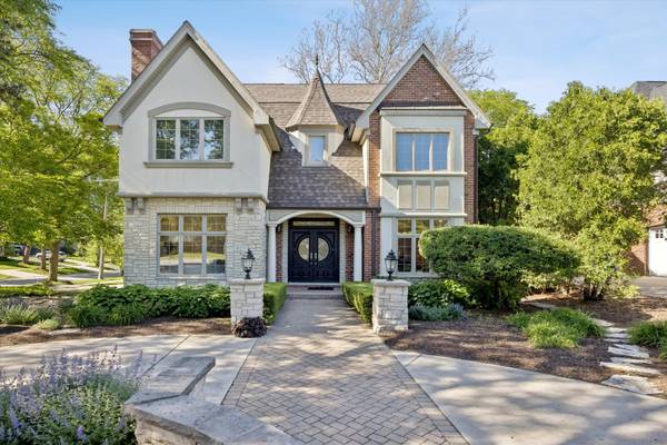 417 W 9th ST, Hinsdale, IL 60521