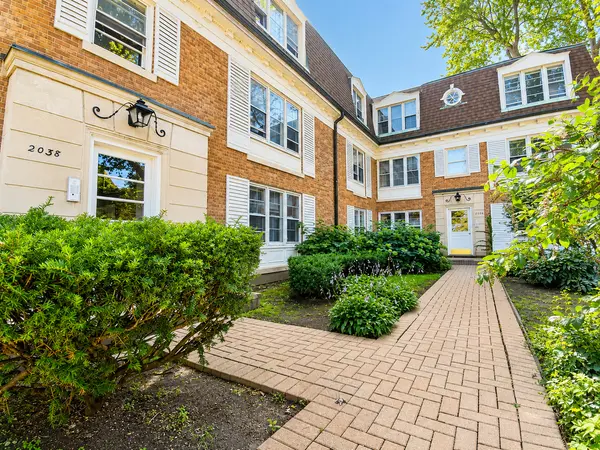 2038 Sherman AVE #3A, Evanston, IL 60201