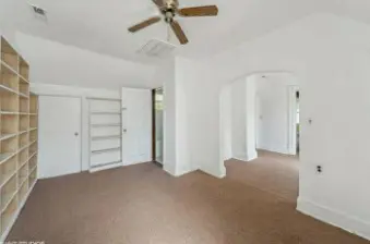 7038 S Woodlawn AVE #2, Chicago, IL 60637