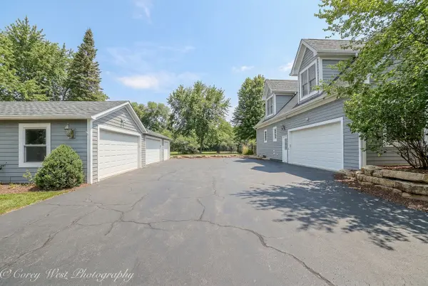 28W524 Wynn AVE, West Chicago, IL 60185