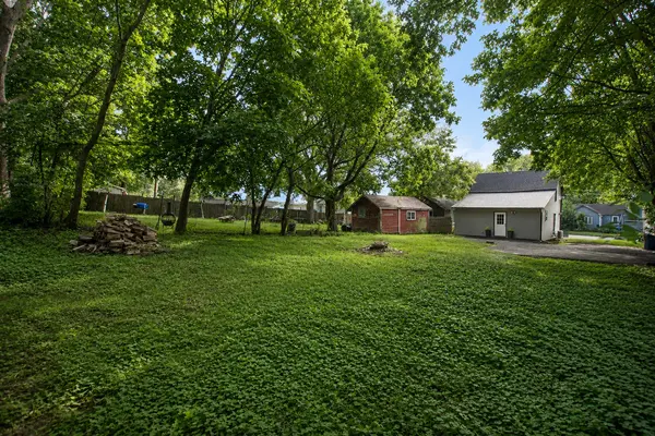 808 Jackson AVE, Dixon, IL 61021