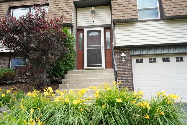 1751 President ST, Glendale Heights, IL 60139