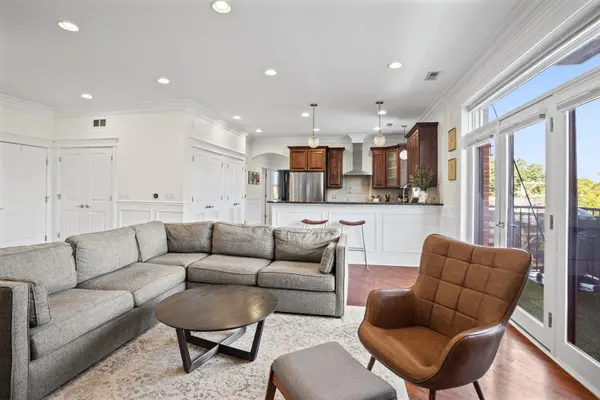 2450 W Montrose AVE #3N, Chicago, IL 60618