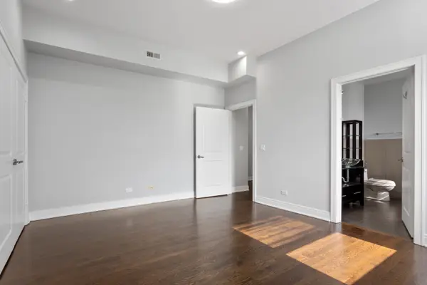 1412 W Morse AVE #3D, Chicago, IL 60626