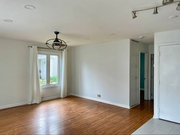 1405 COVE DR #203A, Prospect Heights, IL 60070