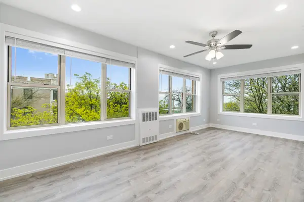 1301 W Estes AVE #4E, Chicago, IL 60626