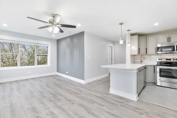 1301 W Estes AVE #4E, Chicago, IL 60626