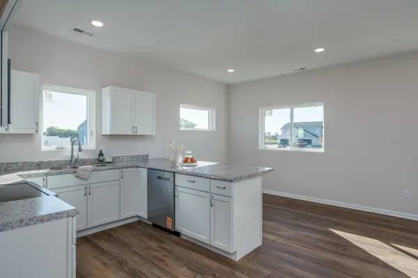 3117 & 3119 Noble DR, Mankato, MN 56001