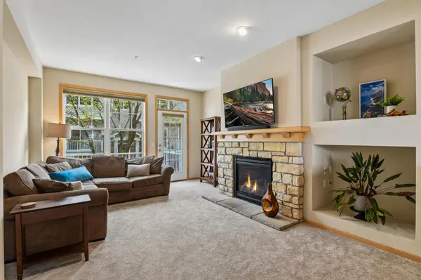 1945 Commonwealth BLVD #5, Chanhassen, MN 55317