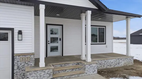 517 Prairie Pkwy, Kindred, ND 58051