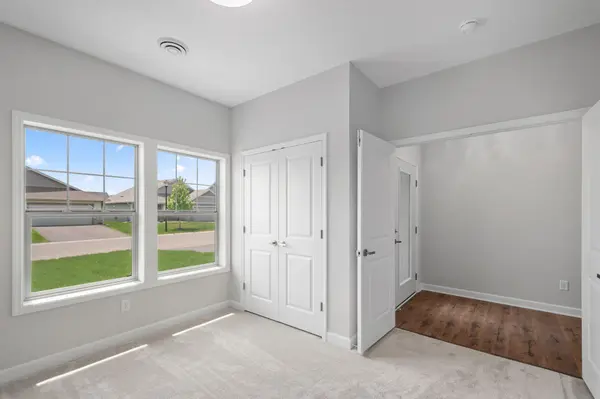 17725 Everest AVE, Lakeville, MN 55044