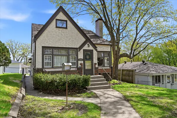 3257 Hayes ST NE, Minneapolis, MN 55418