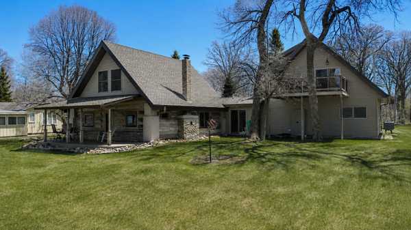 39409 Clearmont RD, Battle Lake, MN 56515