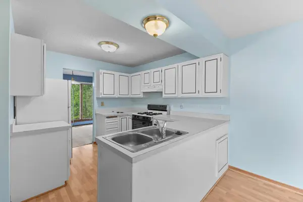 4119 Nancy PL, Shoreview, MN 55126
