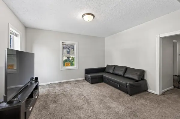 1076 Ross AVE, Saint Paul, MN 55106