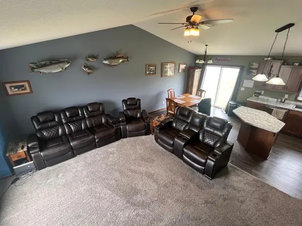 11198 27th AVE SE, Becker, MN 55308