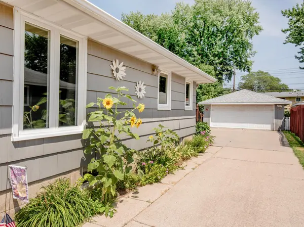 722 24th AVE N, South Saint Paul, MN 55075