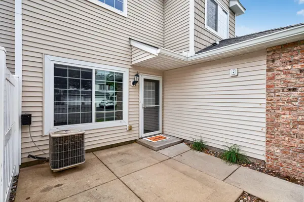 7047 139th AVE NW, Anoka, MN 55303