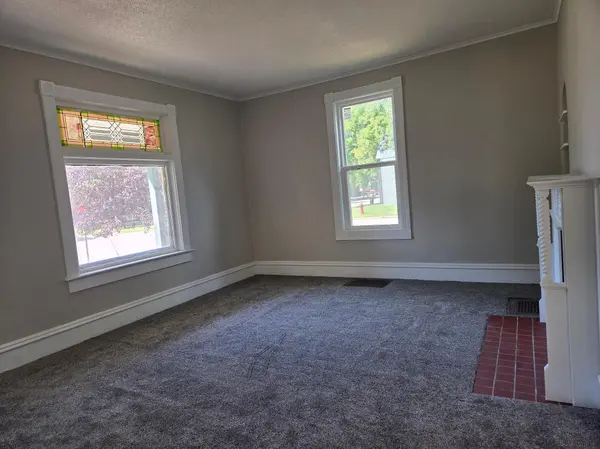 220 S Eliot AVE, Rush City, MN 55069