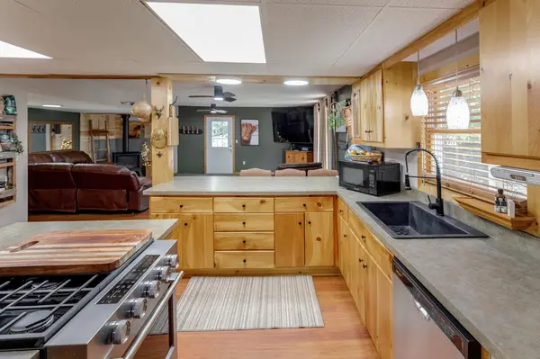 4470 Cinosam RD, Brainerd, MN 56401