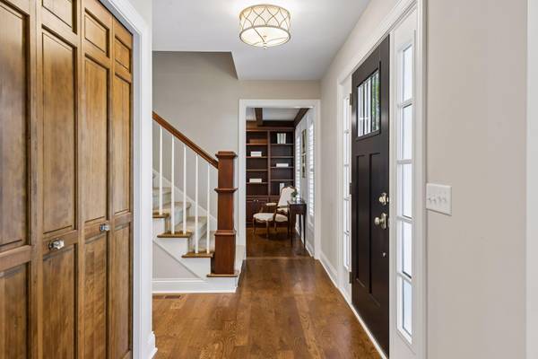 680 Alvarado LN N, Plymouth, MN 55447