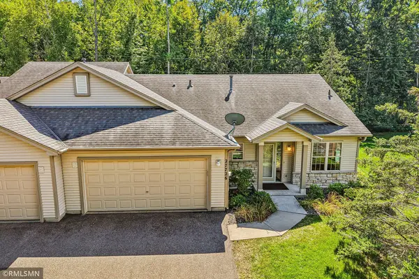 27726 Woodland DR, Chisago City, MN 55013