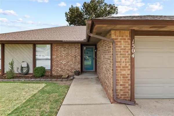 1504 Timbercreek DR, Weatherford, OK 73096