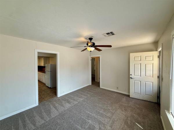 7003 NW 46th ST, Bethany, OK 73008