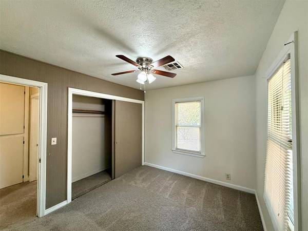 7003 NW 46th ST, Bethany, OK 73008