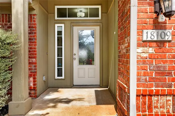 18109 Montoro WAY, Edmond, OK 73012