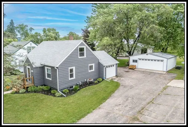 1118 DEPOT ST, Manawa, WI 54949-9557